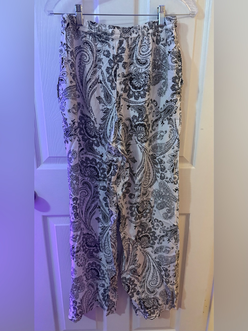 Urban Heritage Black & White Paisley Wide-Leg Pants